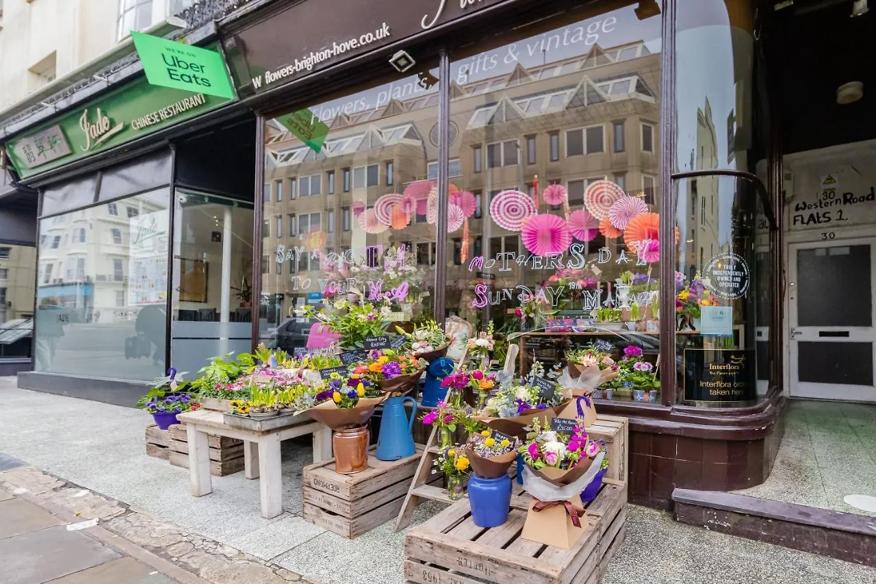 Central Hove Studio Bn315Bru03 0*, ברייטון בריטניה