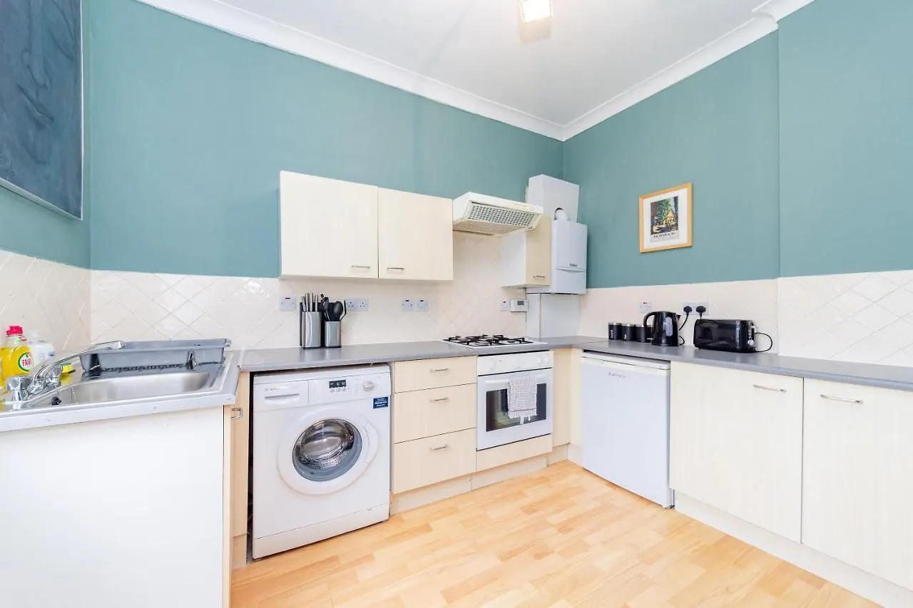 Central Hove Studio Bn315Bru03